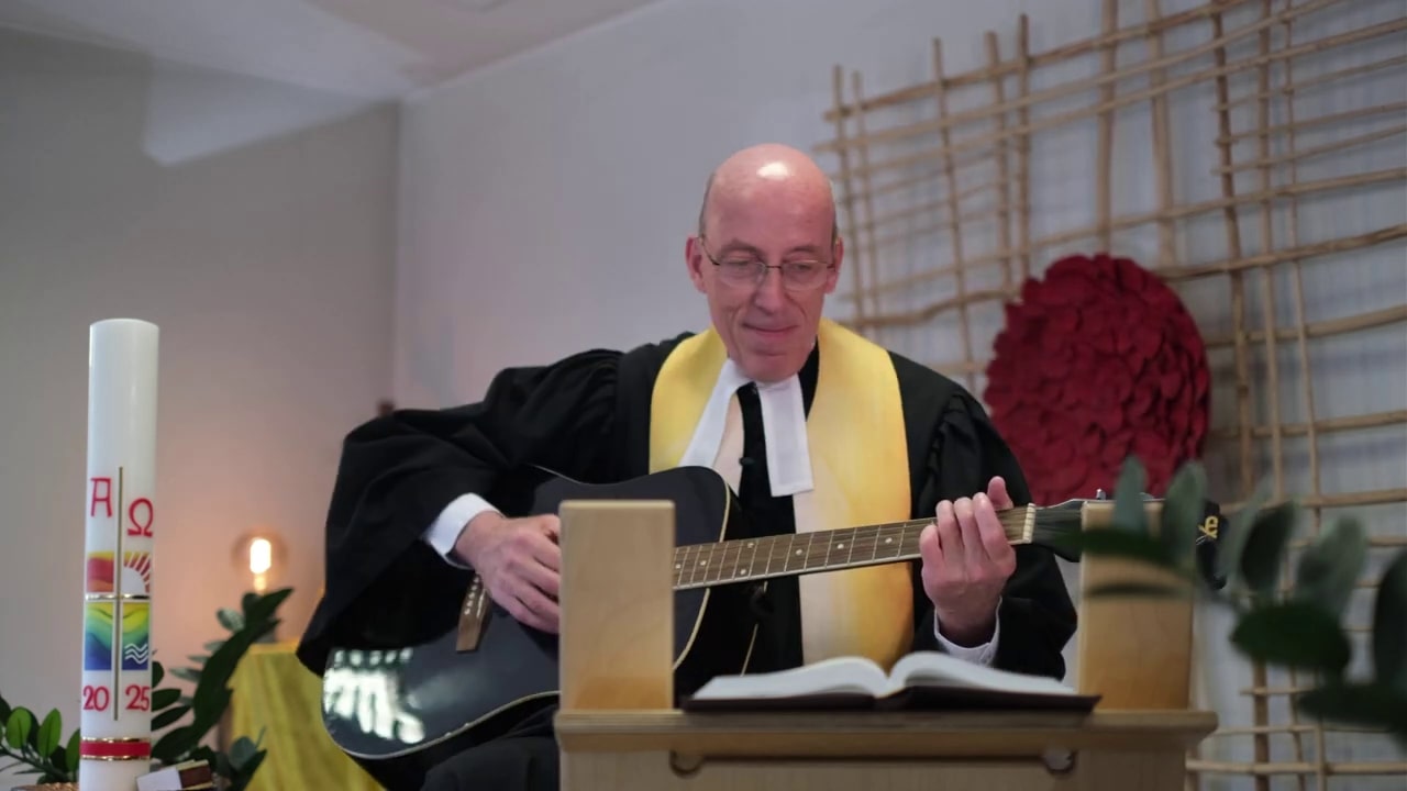 Culto en castellano en 01-06-2025